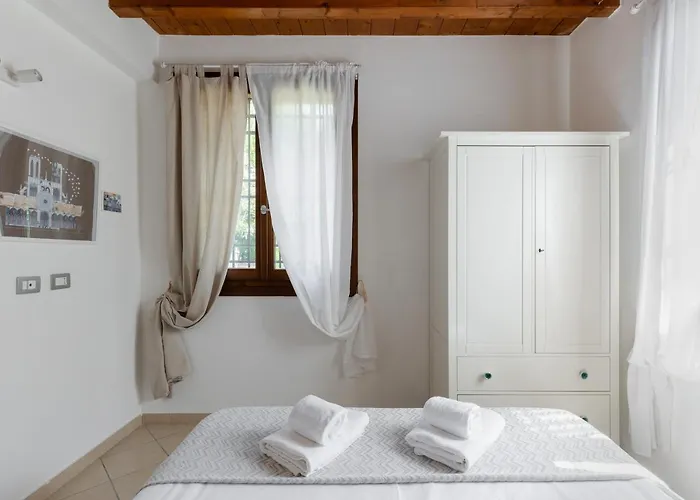 Osvaldo - Parcheggio E Giardino Privato * San Giovanni in Persiceto