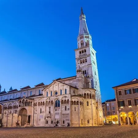 別荘 Osvaldo - Parcheggio E Giardino Privato