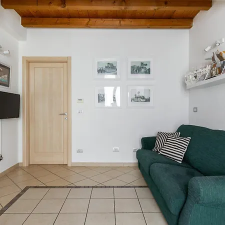 Osvaldo - Parcheggio E Giardino Privato * サン・ジョヴァンニ・イン・ペルシチェート