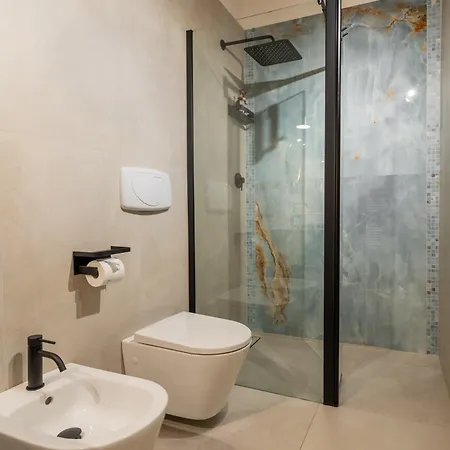 Osvaldo - Parcheggio E Giardino Privato Сasa de vacaciones